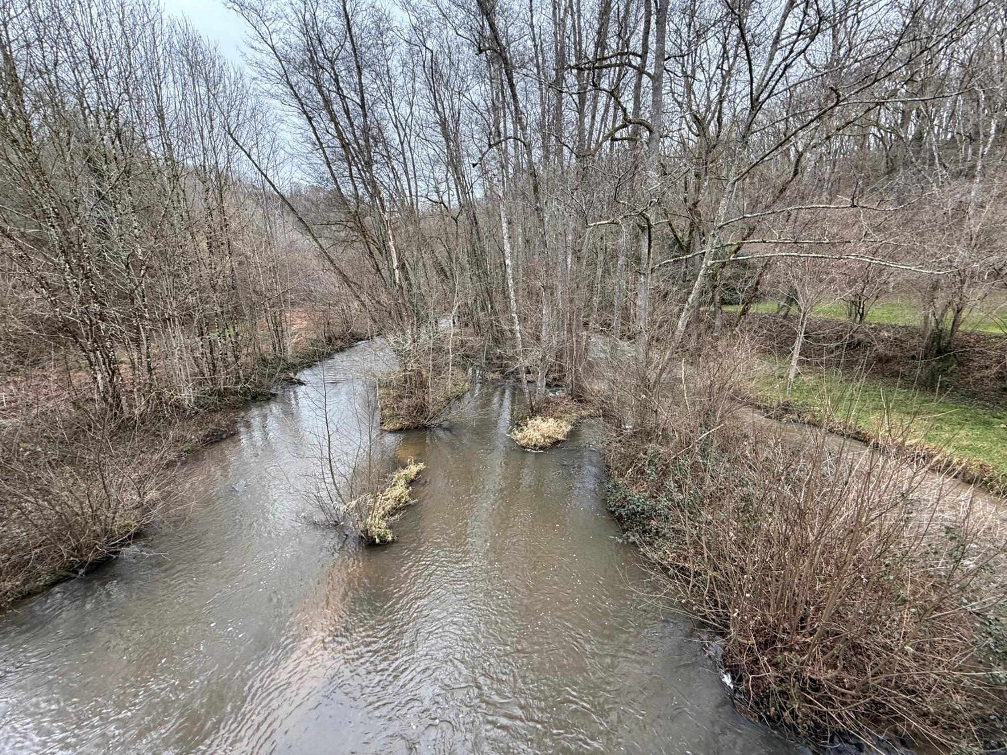 Gite De La Fontaine Saint-Andre-en-Morvan Экстерьер фото