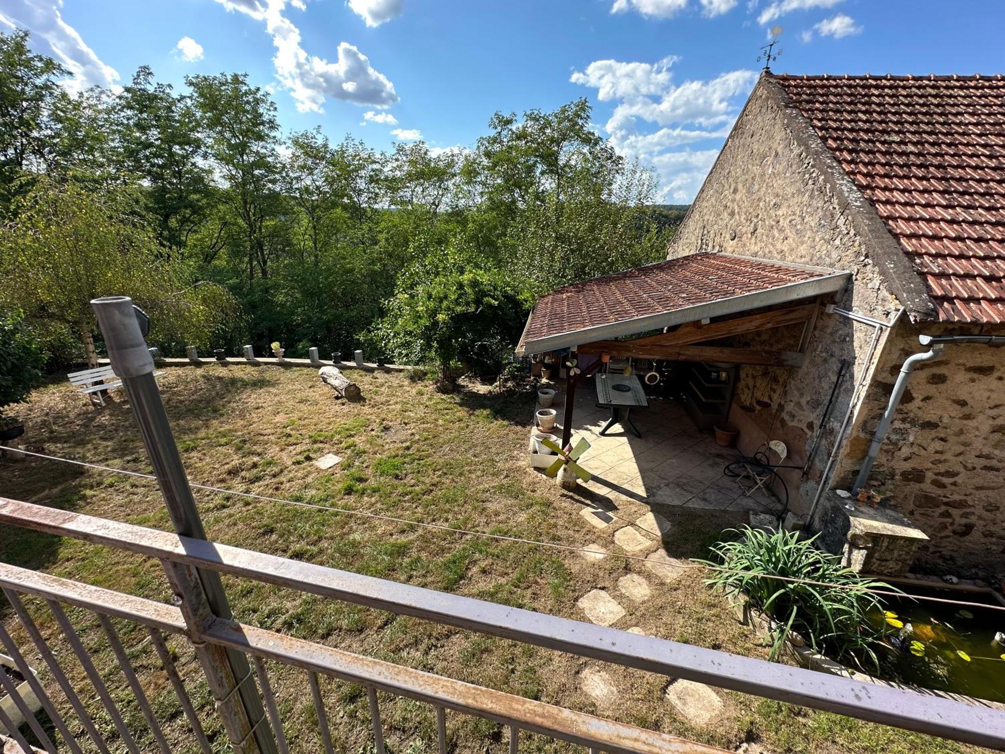 Gite De La Fontaine Saint-Andre-en-Morvan Экстерьер фото